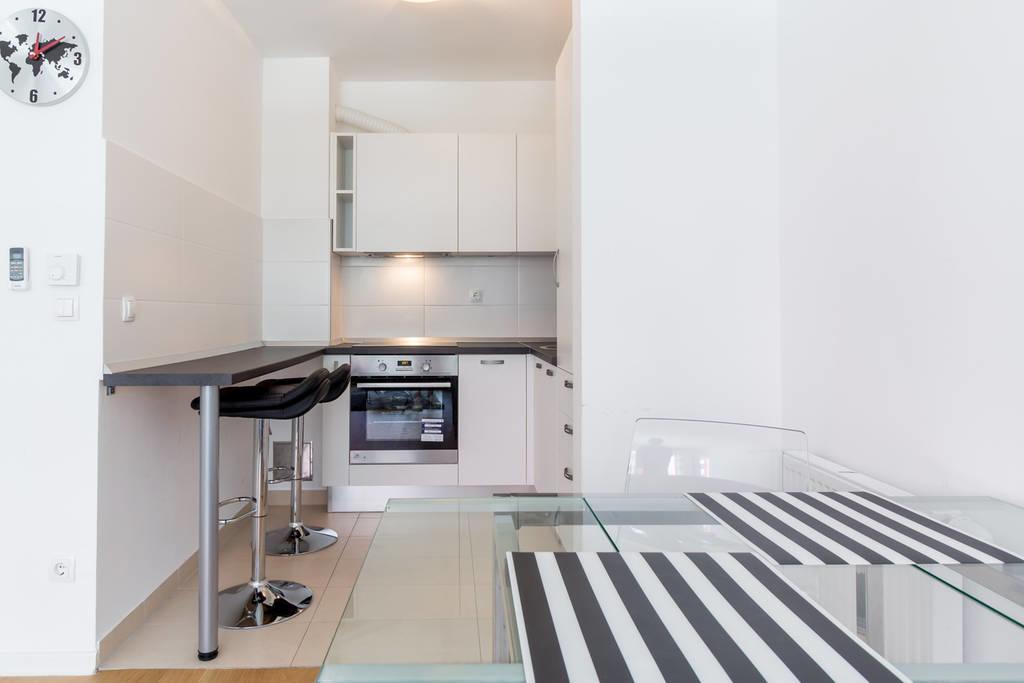 Flexible Selfcheckins 9 - Zagreb - Garage - Electric Vehicle Ccharger - Loggia - New - Apartments Repinc 9 외부 사진